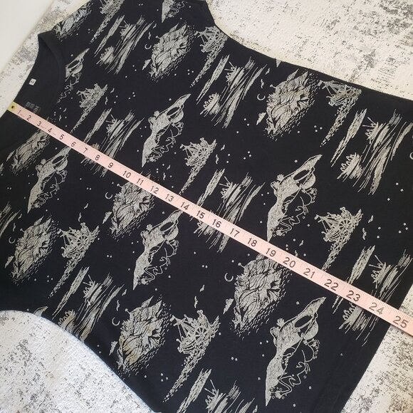 Black and White Moomin Characters Witchy TShirt Mountains and Moons - Picture 7 of 9